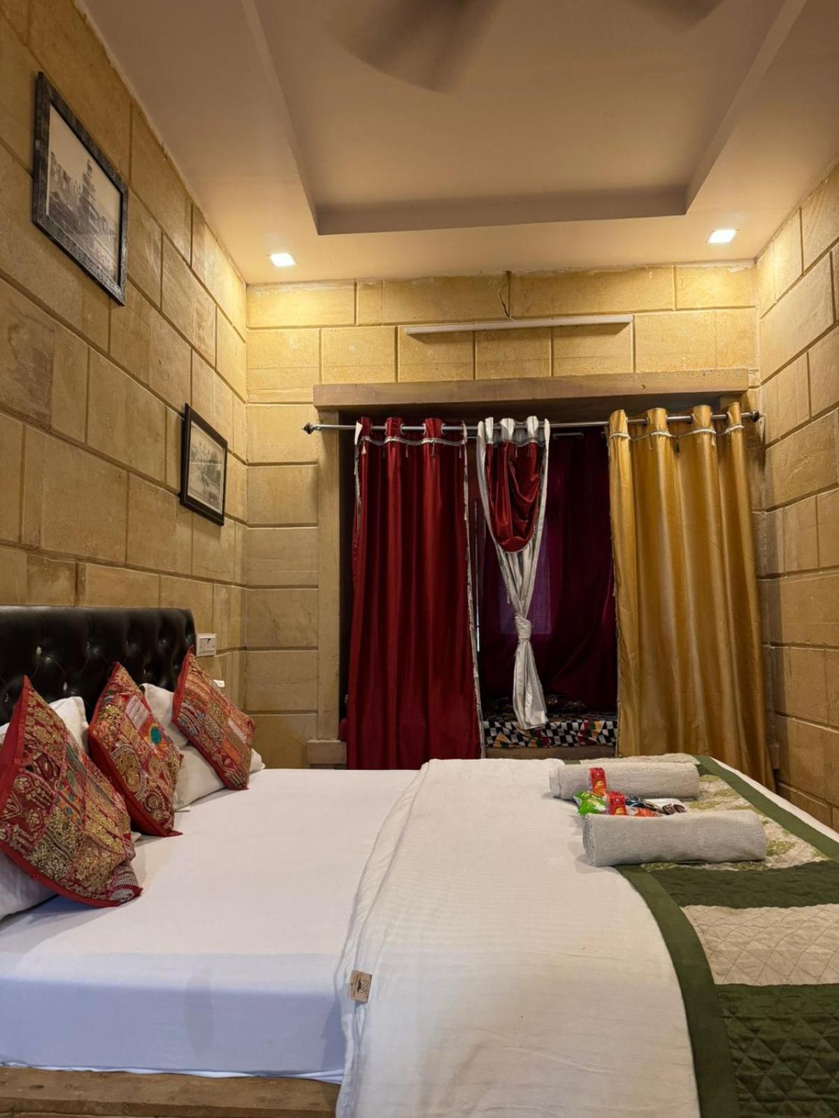 Hotel Jaswant Palace Jaisalmer Eksteriør billede