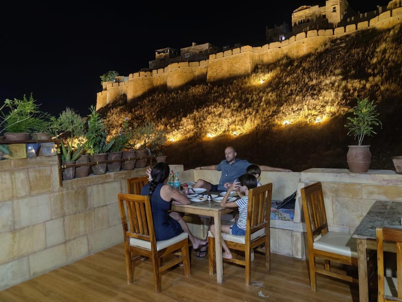 Hotel Jaswant Palace Jaisalmer Eksteriør billede